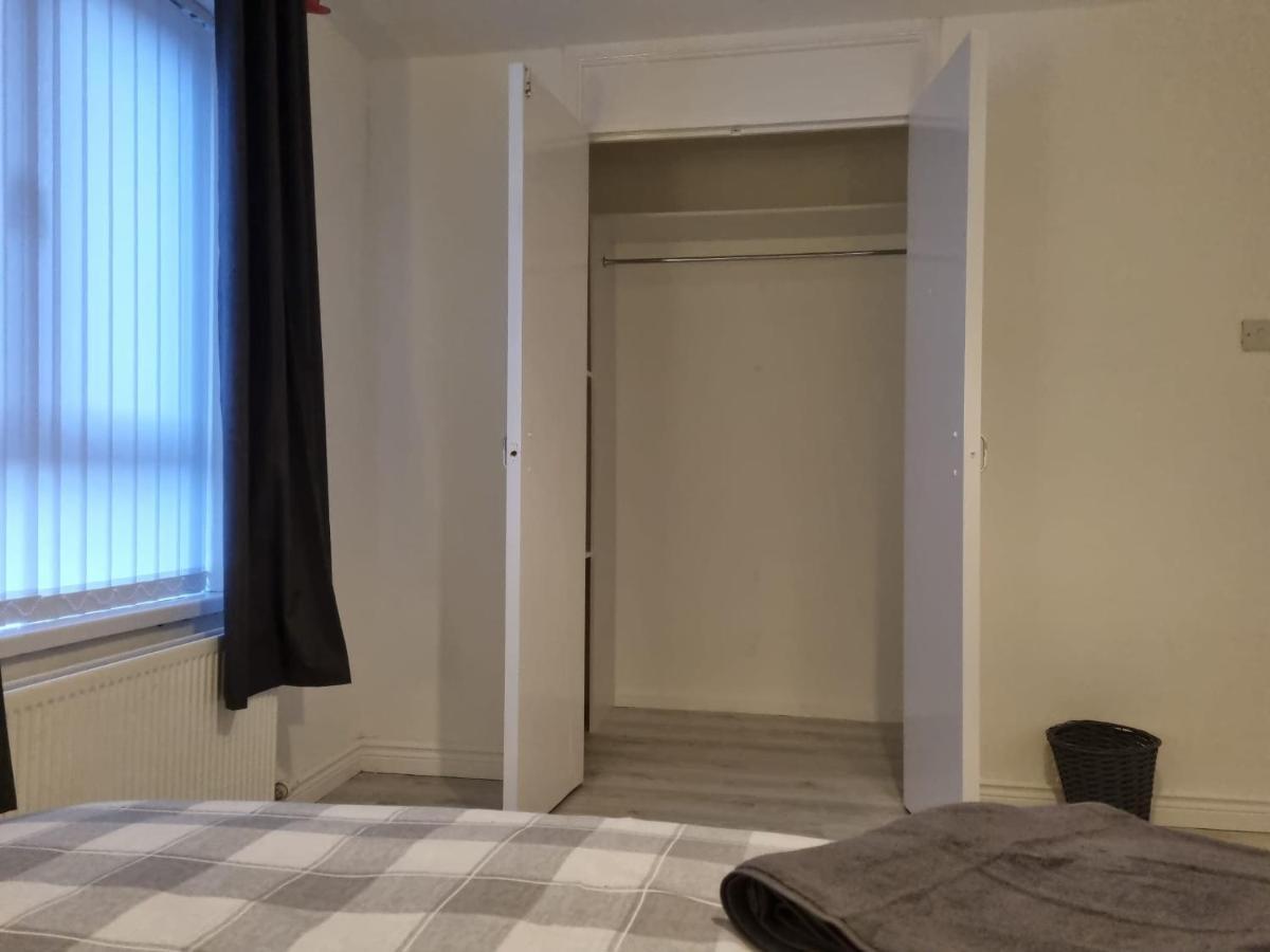The Townhouse, Derry City Centre. Eksteriør billede